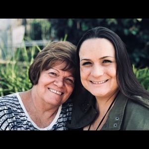 Meet your Posher, Sharon